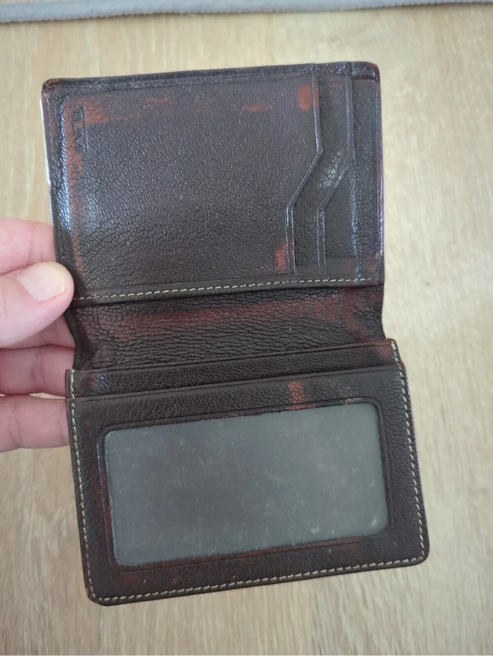 TUMI Slim Bifold Wallet Card Case Brown Textured Leather ID Window Men's